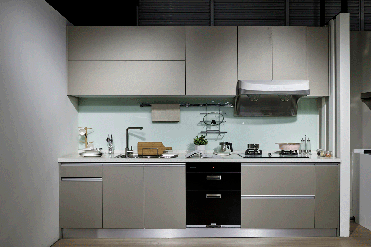 ▲系統櫥櫃具備多元收納機能，使料理作業流暢順心