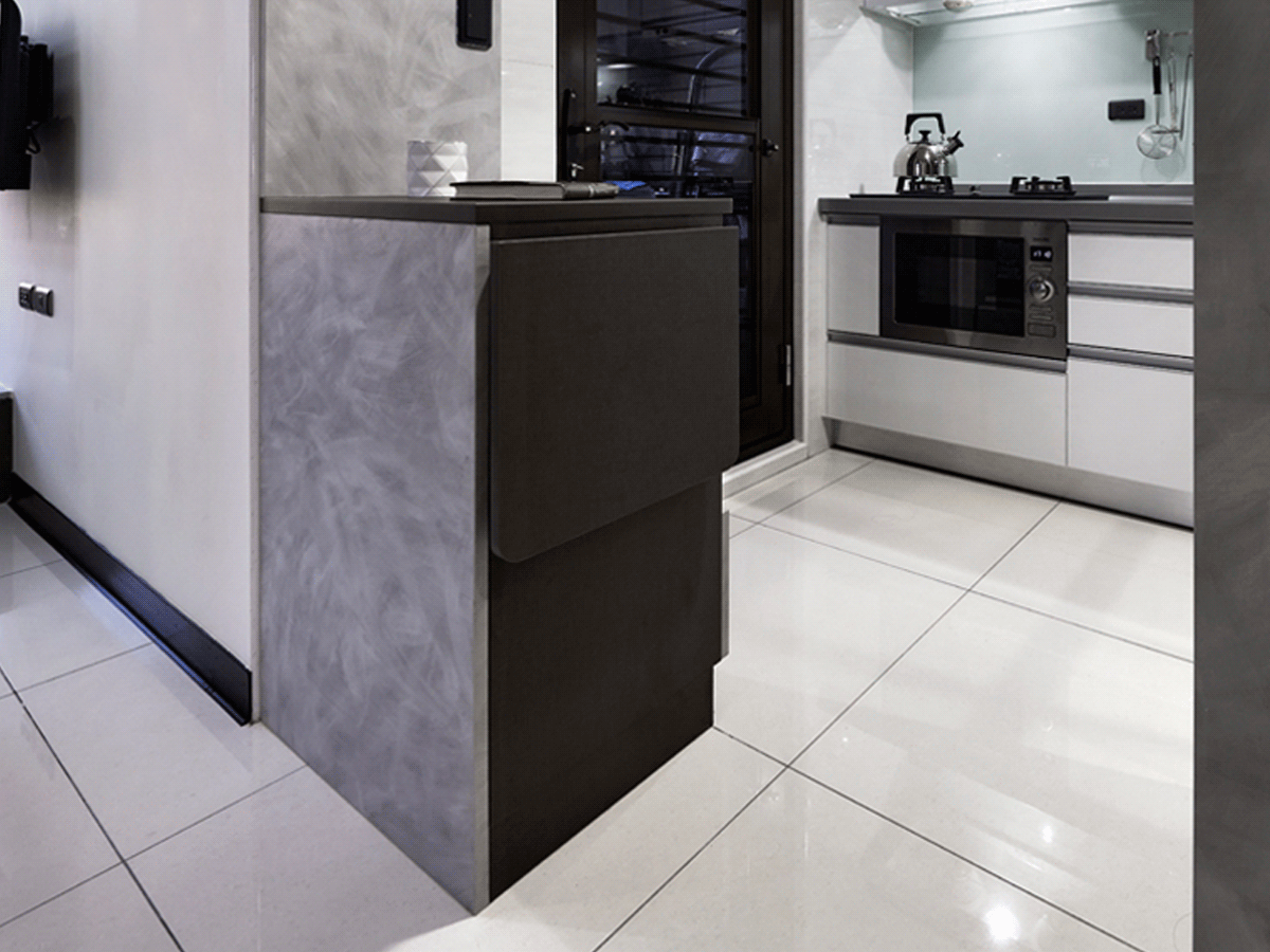 ▲系統櫃可根據需求量身訂製，使空間具備高度彈性