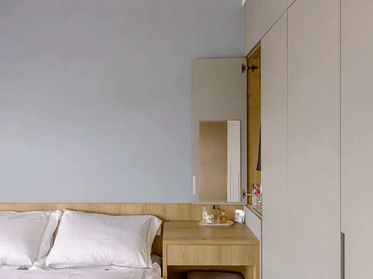 ▲根據空間條件量身訂製專屬機能性，使衣櫃與空間相輔相成。