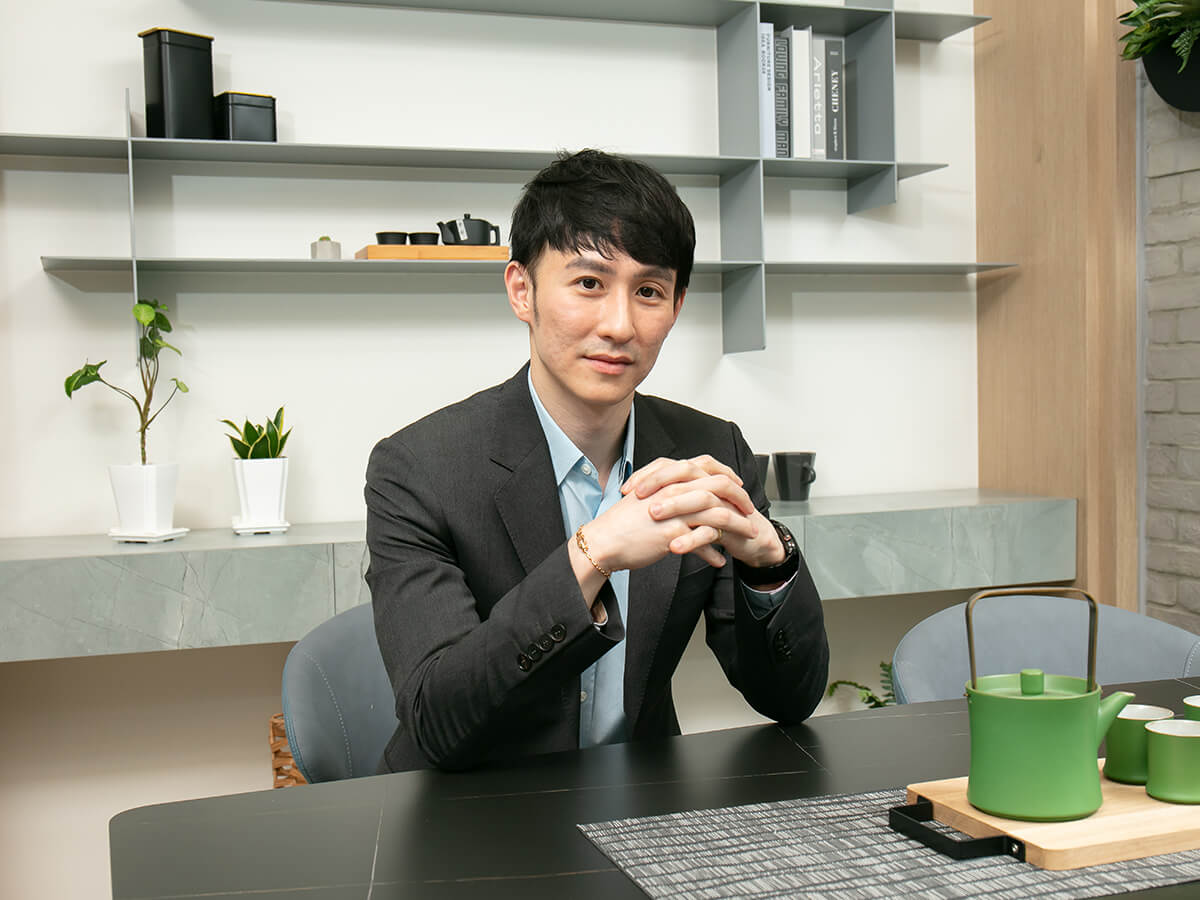 勝宏實業總經理陳昱君：綠的傢俱提供高級訂製的服務及產品，打造安心質感的幸福家居生活