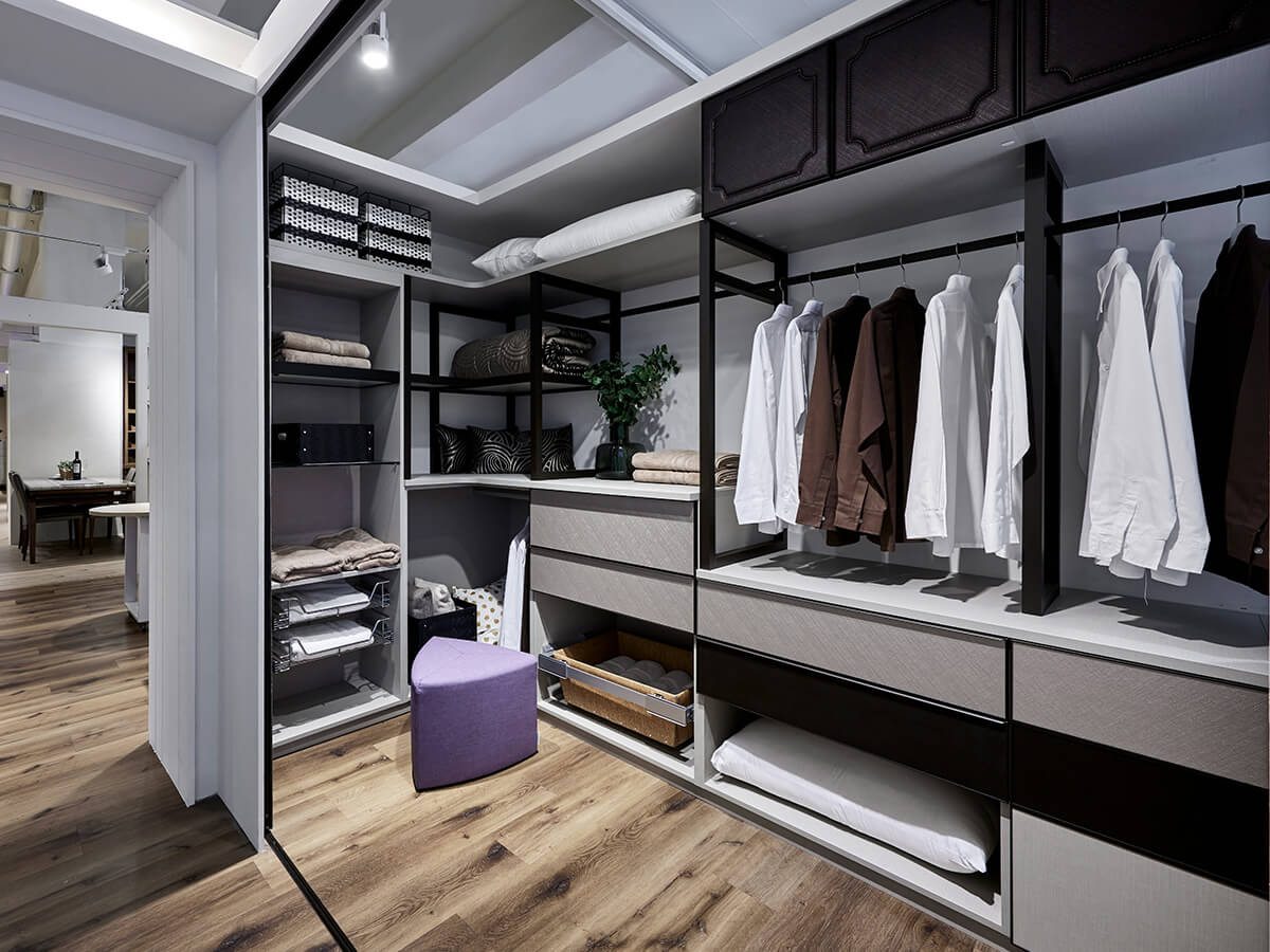 綠的傢俱成功家樂福店_爵尚雅砌(櫃體加方管)-更衣室