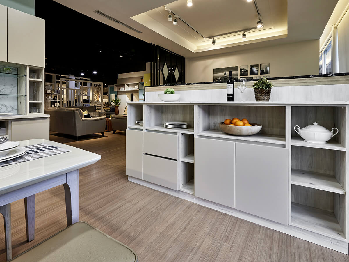 綠的傢俱巨蛋店-一縷陽光-矮餐櫃